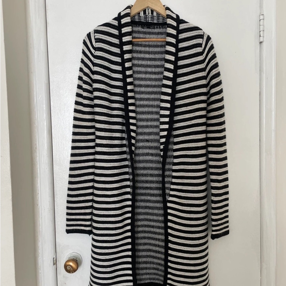 Dynamite Monochrome Knit Top